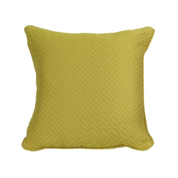 כרית נוי בצבע צהוב עם טקסטורת רשת, מתאימה לקישוט סלון או חדר שינה.