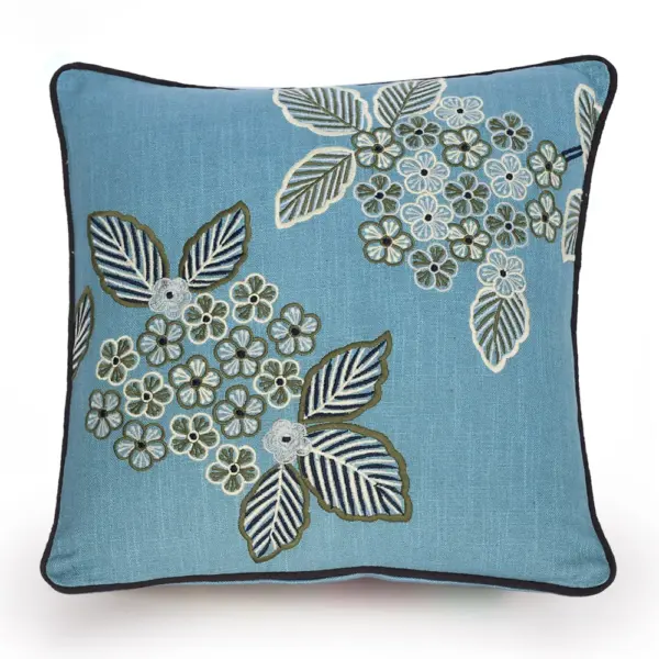 כרית נוי לסלון רקומה- הבית של עידה